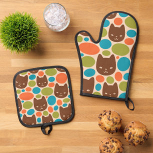Polka Dot Cats Pattern Oven Mitt & Pot Holder Set