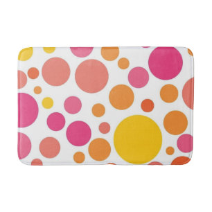 Polka dot pattern bath mat