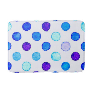 Polka dot pattern bath mat