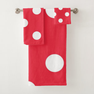 Polka dot pattern bath towel set