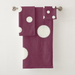 Polka dot pattern bath towel set