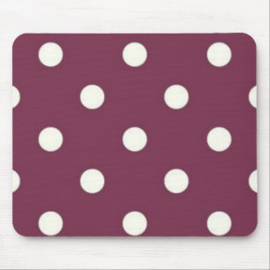 Polka dot pattern mouse mat