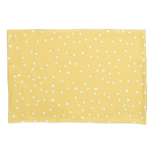 Polka dot pattern pillowcase