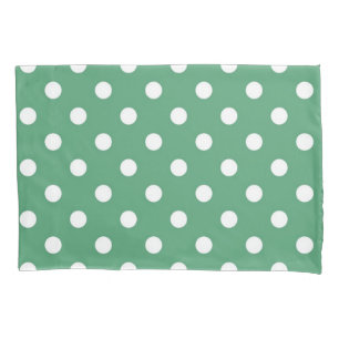 Polka dot pattern pillowcase
