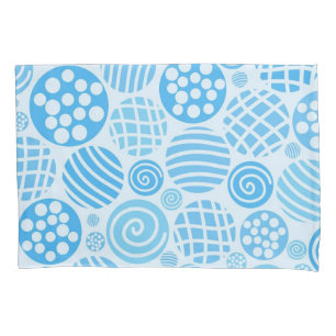 Polka dot pattern pillowcase