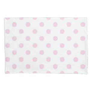 Polka dot pattern pillowcase