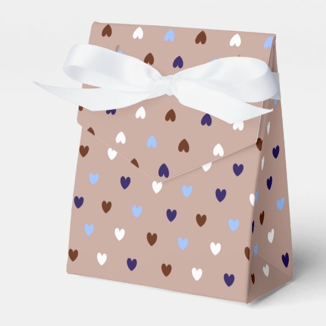 Polka hearts on pale brown favour box (Front Side)