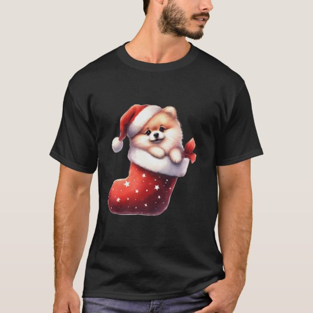 Pomeranian In Sock Christmas Santa Hat Xmas Dog Lo T-Shirt (Front)