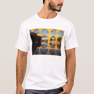 Pont du Gard, Gardon River, Gard, Languedoc, T-Shirt