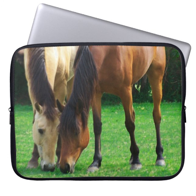 Pony Love laptop sleeve (Front)