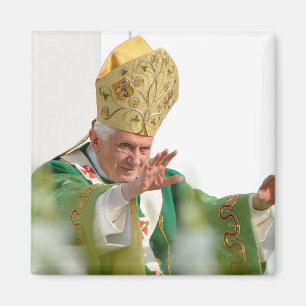 Pope Benedict XVI Magnet