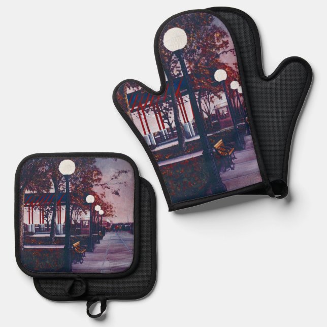 Portrait of Freedom Oven Mitt & Pot Holder Set (Front/Back)