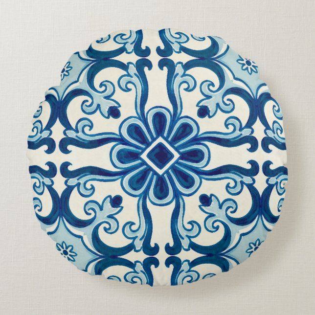 Portuguese Azulejos Blue Floral Tile Pattern   Round Cushion (Front)