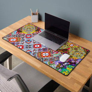 Portuguese designs desk mat