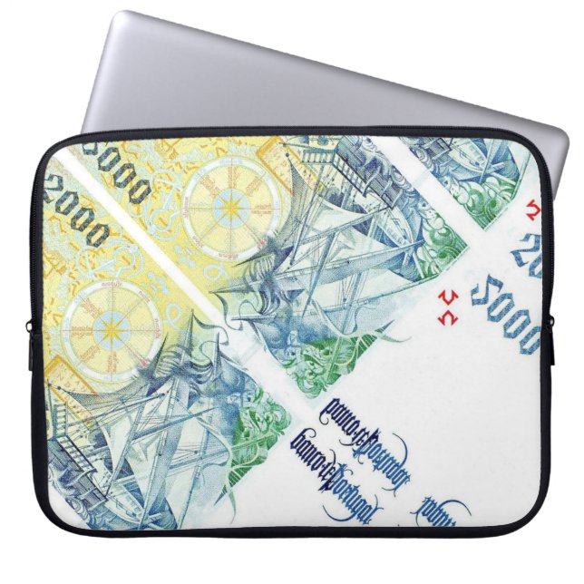 Portuguese designs laptop sleeve (Front)