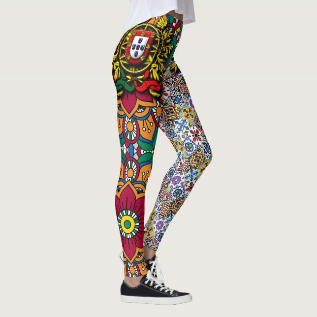 Portuguese designs leggings (Right)