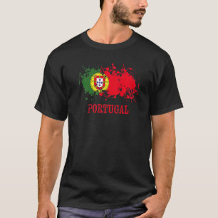 Portuguese enthusiasts for Portugal and Portugal   T-Shirt