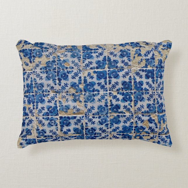Portuguese tiles decorative cushion (Front)