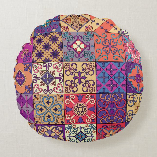 Portuguese Tiles Talavera Style Pattern Round Cushion (Front)