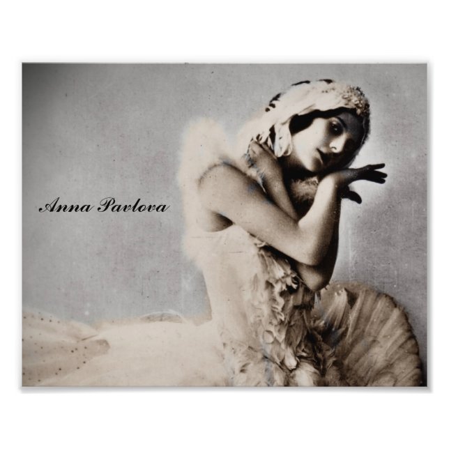 Posed en Pointe Photo Print (Front)