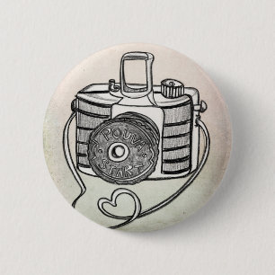 POUVA LOVE IN COLOR BY VOL25 6 CM ROUND BADGE