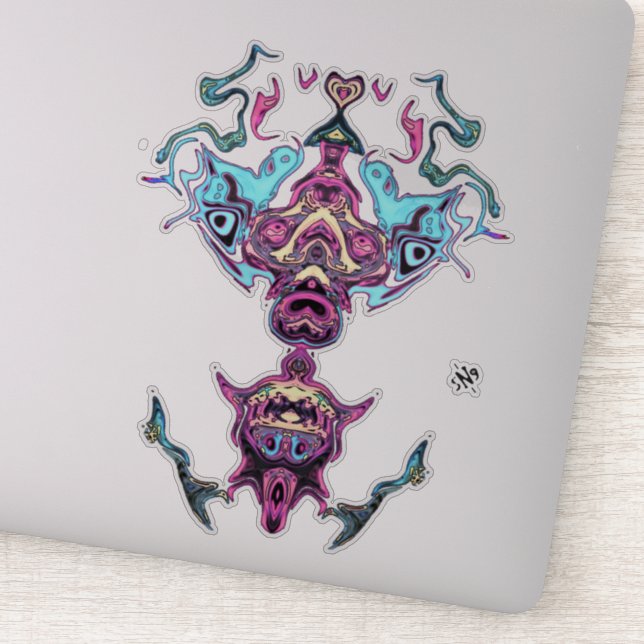 Praying idol deity (Detail)