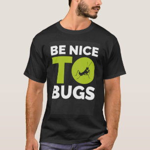 Praying Mantis Bug Mantises Preying Insects Insec T-Shirt
