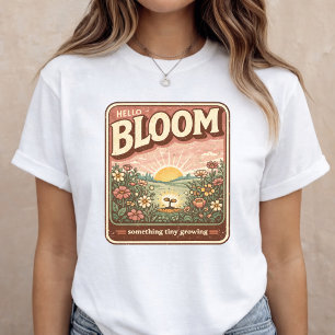 Pregnancy Announcement Floral Summer Baby Reveal T-Shirt