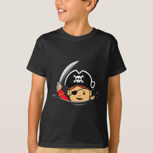 Pregnant pirate Halloween toddler mum pregnancy  T-Shirt