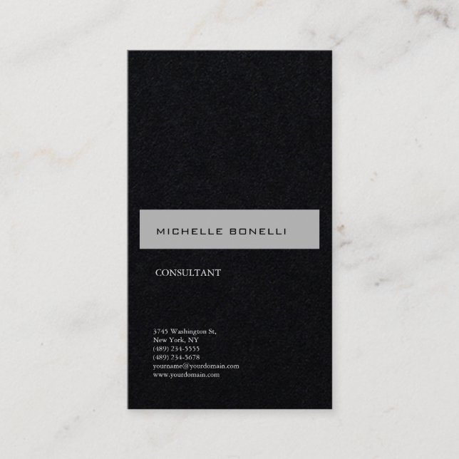 Premium Black Simple Plain Modern Minimalist  Business Card (Front)