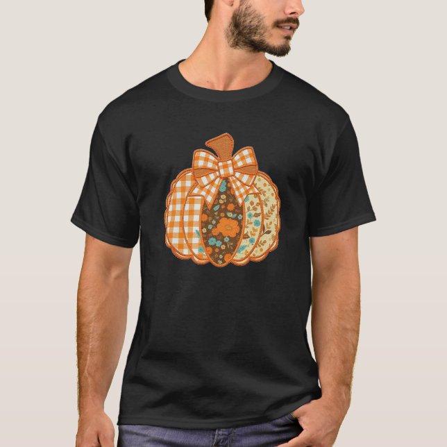 Preppy Ditsy Floral Pumpkin Chequered Trendy Cosy  T-Shirt (Front)