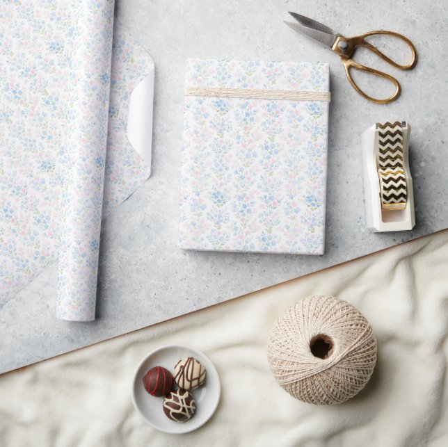 Preppy Grandmillennial Christmas Wrapping Paper (Crafts)