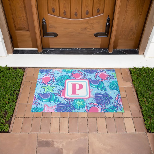 Preppy Monogram Beach Shell Crab Doormat (Outdoor)