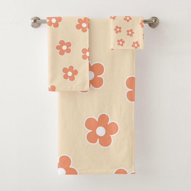 Preppy Peach White Hippie Flower Pattern Bath Towel Set (Insitu)