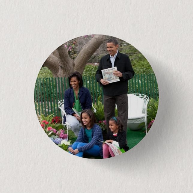 President Barack Obama & Family 3 Cm Round Badge (Front)