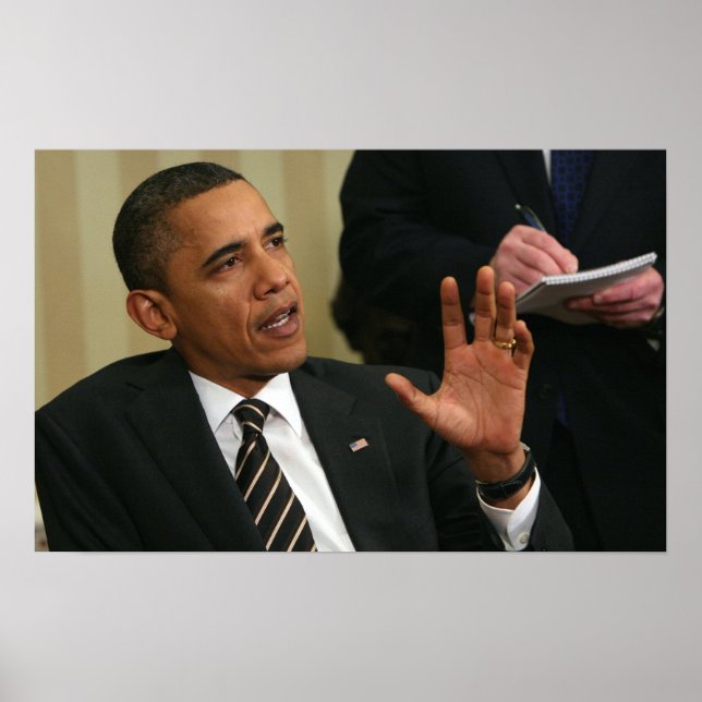 President Barack Obama talks to the press Poster (Front)
