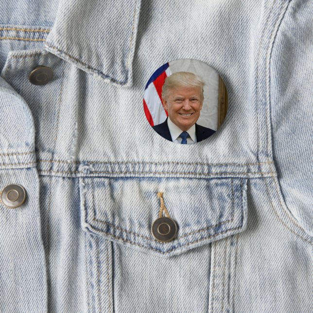 President Donald Trump 2017 Official Portrait 6 Cm Round Badge (In Situ)