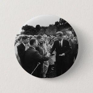 President Kennedy Greets Peace Corps Volunteers 6 Cm Round Badge