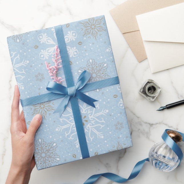 Pretty blue white Christmas snowflakes gift wrap (Gifting)