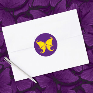 Pretty Butterfly in Yellow Classic Round Sticker