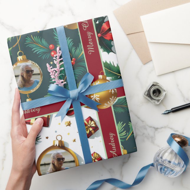 Pretty Christmas Wrapping Paper with Text (Gifting)