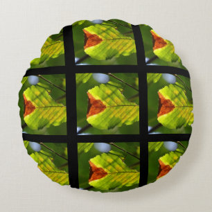 Pretty fall leaf round cushion