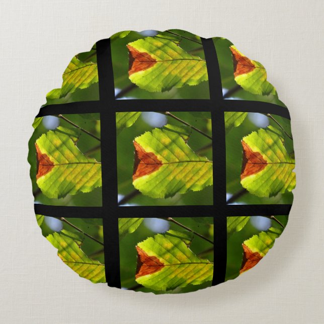 Pretty fall leaf round cushion (Front)