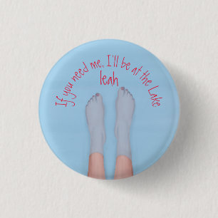 pretty feet soaking in the cool water button