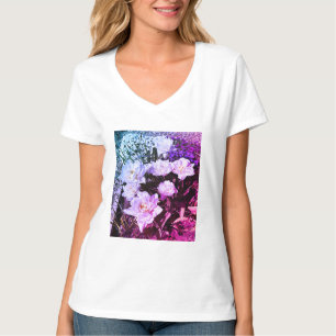 Pretty flowers trendy summer fashion T-Shirt