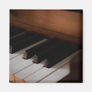 Pretty Piano Magnet