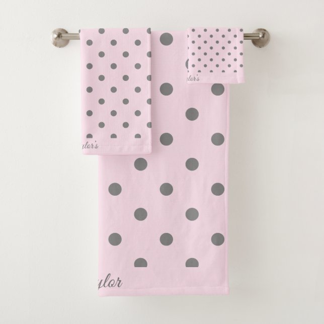 PRETTY PINK GREY SPOT BATHROOM TOWEL SET (Insitu)
