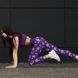 Pretty Purple Floral Daisy Flower Pattern Capri Leggings
