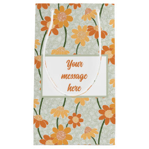 Pretty retro muted 1970s flowers small gift bag