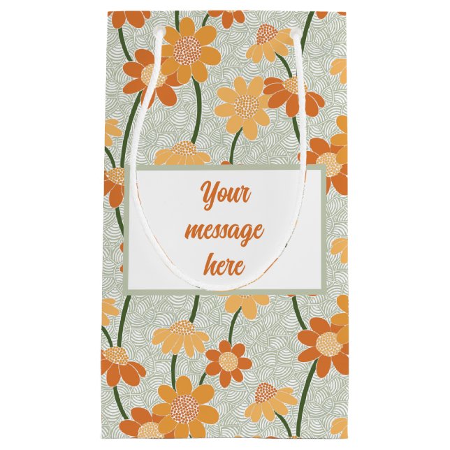 Pretty retro muted 1970s flowers small gift bag (Front)